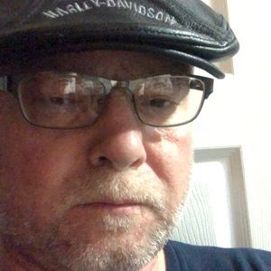 Meet your Posher, Larry